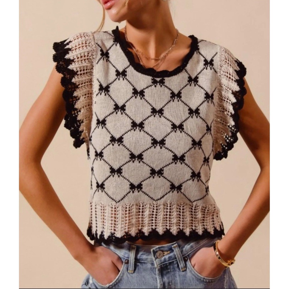 SO‎ ME Cream Black Bow Ribbon Pattern Sweater Top with Back Key Hole Crochet L